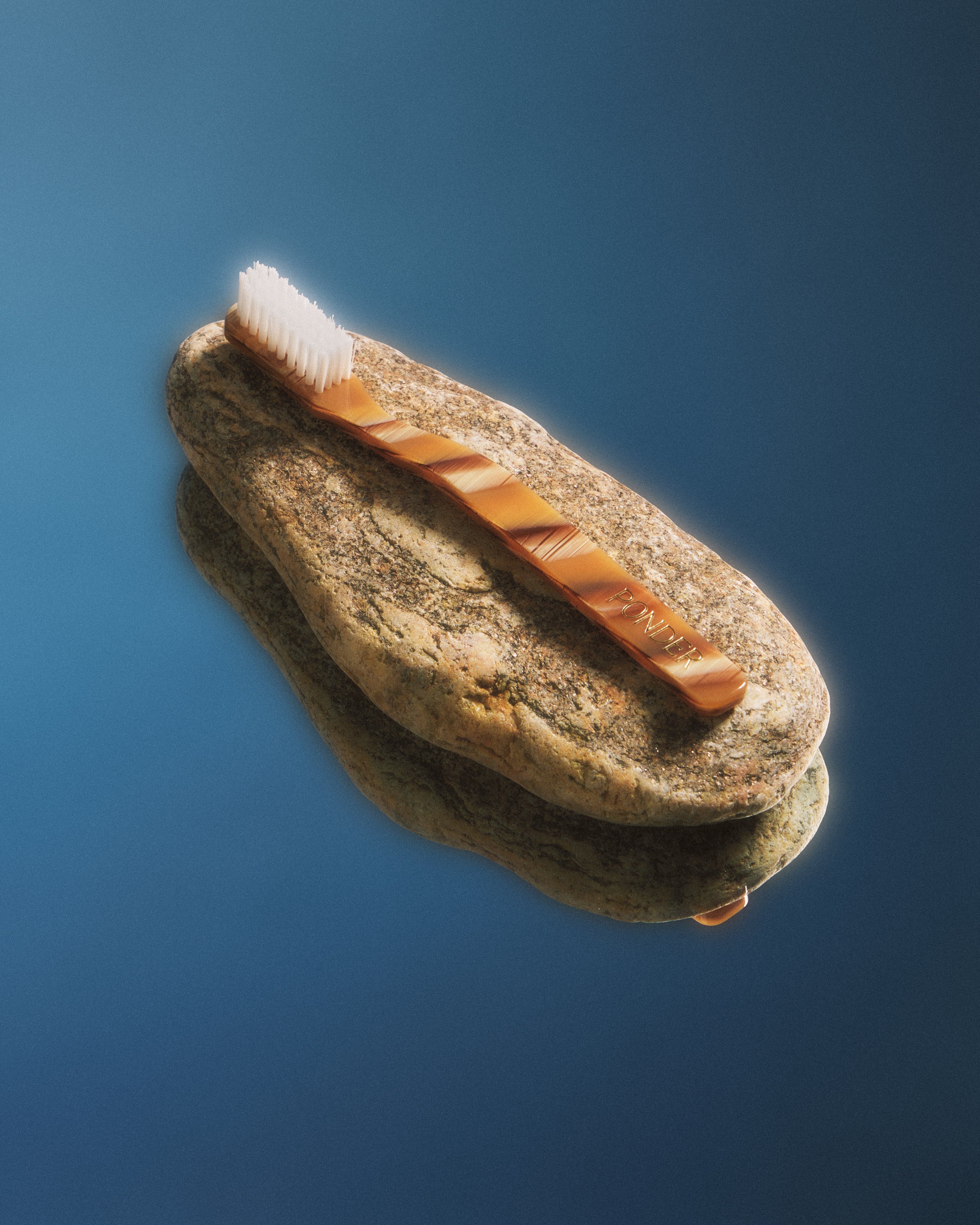 Medium hard nylontannbørste · Brun